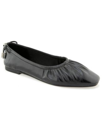 Kenneth Cole Reaction Women's Max Ruched Ballet Slip-On Flats