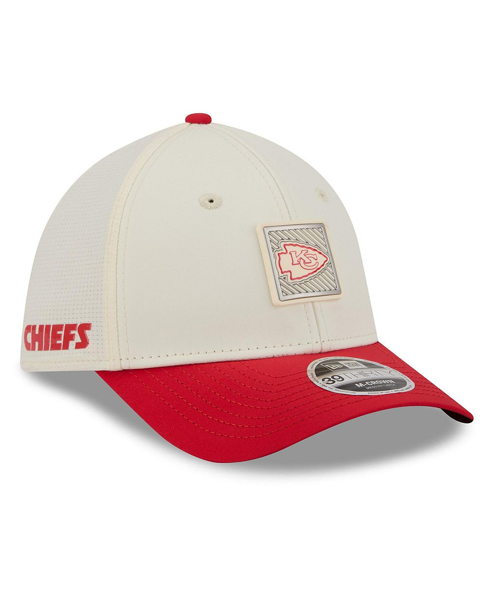 Мужская кепка New Era Cream/Red Kansas City Chiefs 2026 NFL Training Camp 39THIRTY Flex