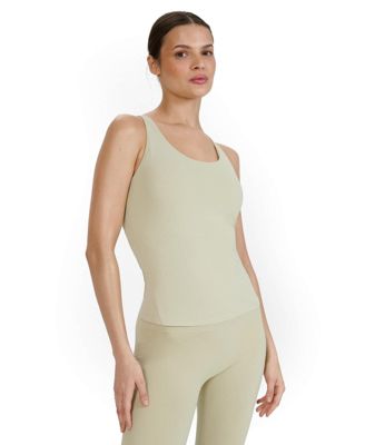 4F Women’s Quick-Dry Yoga Top – Slim Fit Built-In Bra Low Support