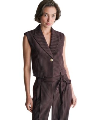 Женский укороченный жакет BCBG с однопуговичной застежкой и пикообразным лацканом