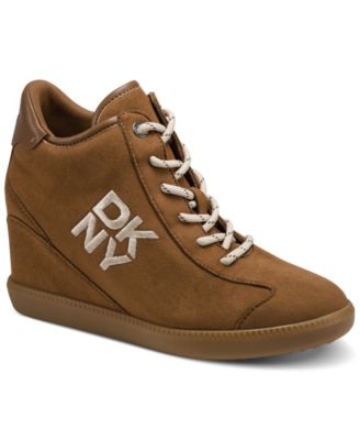 Женские кроссовки DKNY Sammy на клиновидной подошве с шнуровкой