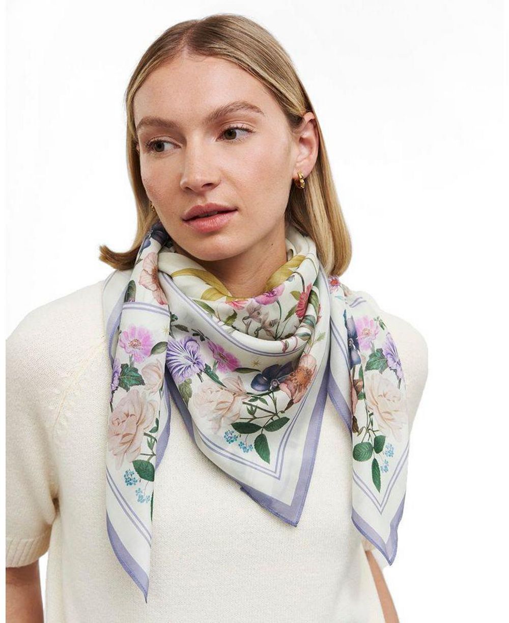 Fable England Women's Selene Narrative Medium Square Scarf