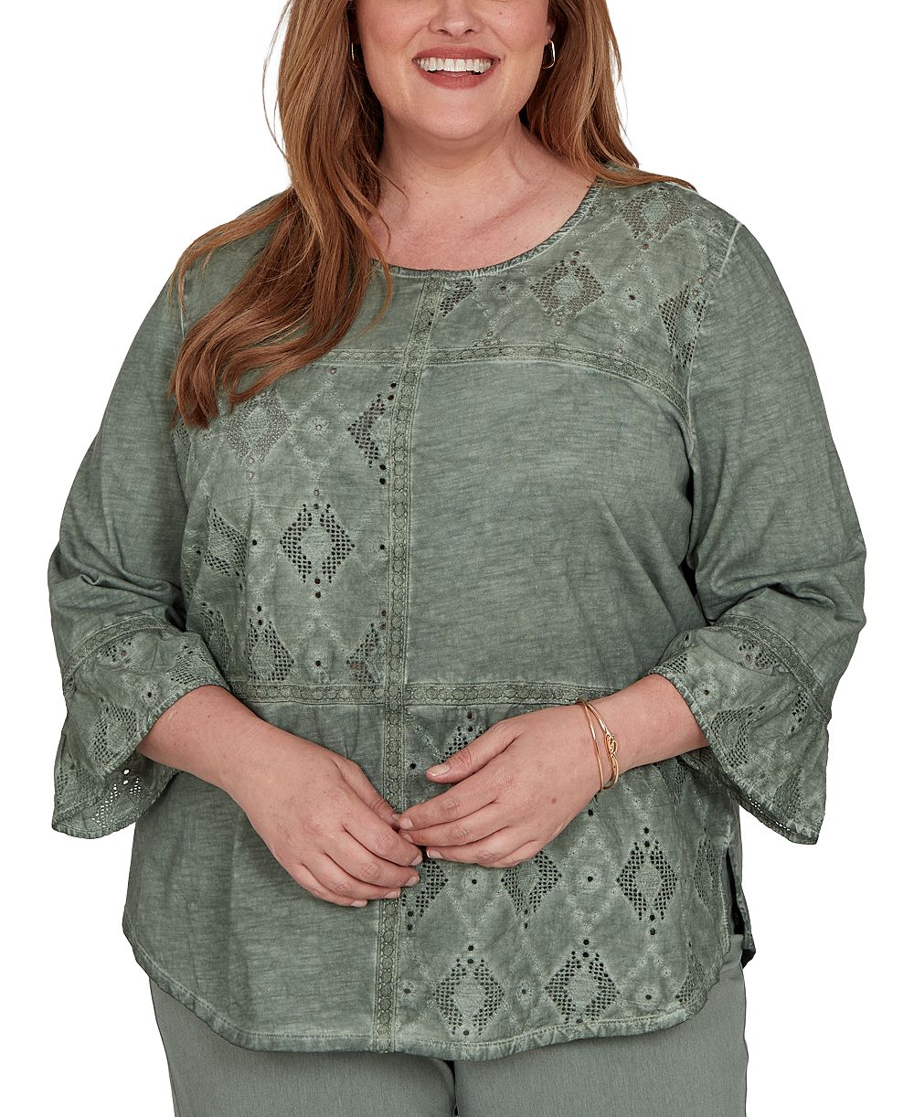 Блузка Alfred Dunner Plus Size Provence Tonal Spliced Patchwork с рукавом 3/4