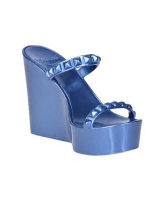 Baby blue metallic