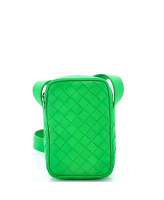 Б/у сумка через плечо Bottega Veneta Zipped Phone Intrecciato Nappa