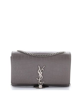 Средняя сумка через плечо Saint Laurent Classic Monogram с кисточкой из тисненой кожи