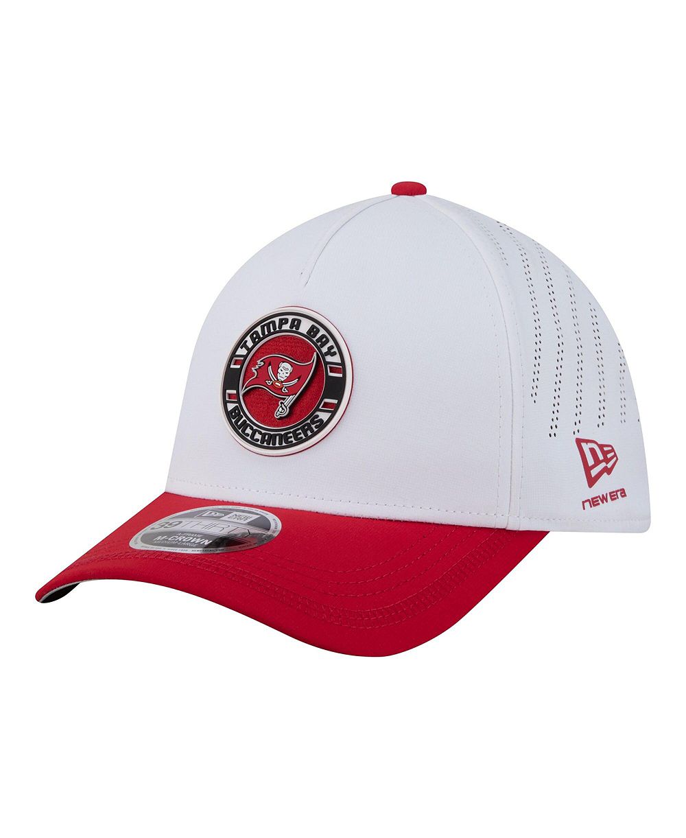 Мужская бейсболка New Era Tampa Bay Buccaneers Patch 39THIRTY A-Frame M-Crown Perforated Flex Hat белая/красная