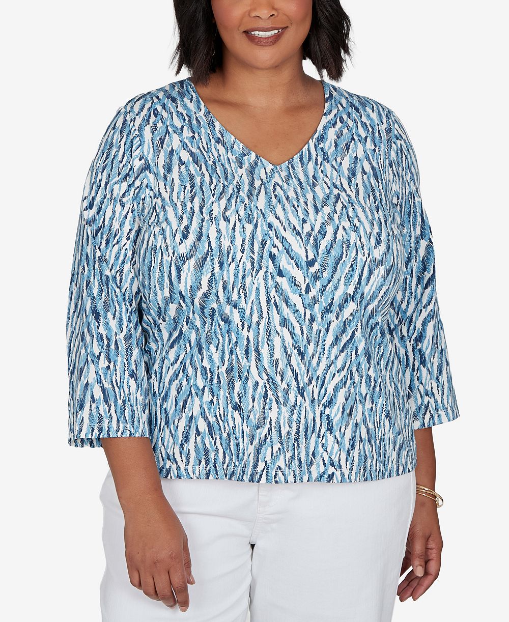 HEART OF PLAM Plus Size Animal Print V-Neck Cotton-Blend Blouse