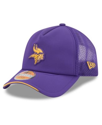 Мужская кепка New Era Purple Minnesota Vikings 2026 Sideline Apex 9FORTY Adjustable Trucker