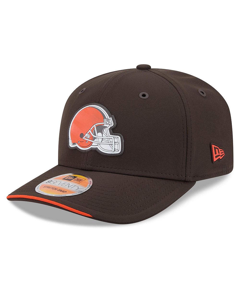 Мужская регулируемая кепка New Era Cleveland Browns 2026 Sideline 9SEVENTY коричневого цвета