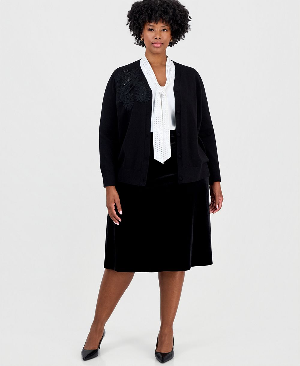 Kasper Plus Size Velvet Midi Skirt