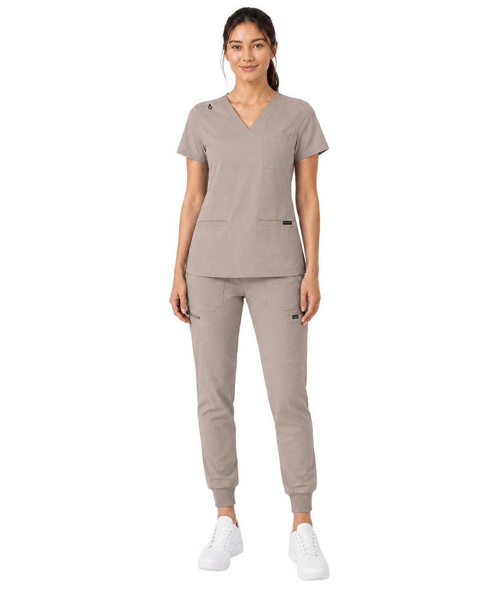 Комплект Medgear Women's Kayla V-neck Top и джоггеры с карманами
