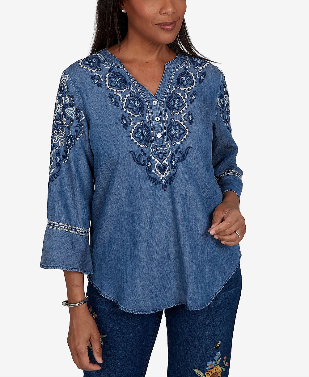Alfred Dunner Women's Woven Split V-Neck 3/4-Sleeve Button-Front Blouse