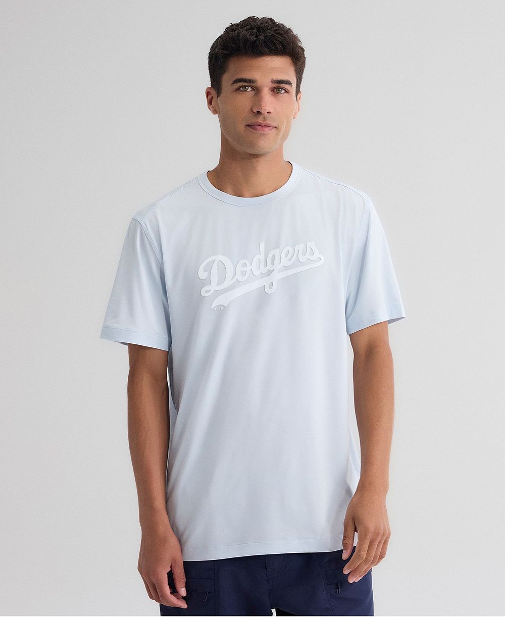 Fanatics Men's Light Blue Los Angeles Dodgers Clutch Winning Edge T-Shirt