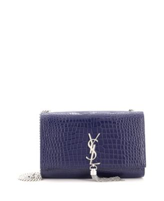 Б/у сумка Saint Laurent Medium Classic Monogram Tassel Crossbody из тисненой кожи