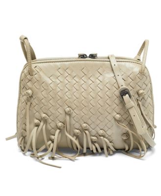 Б/у женская сумка Bottega Veneta Nodini из кожи с плетением Intrecciato и кисточкой через плечо