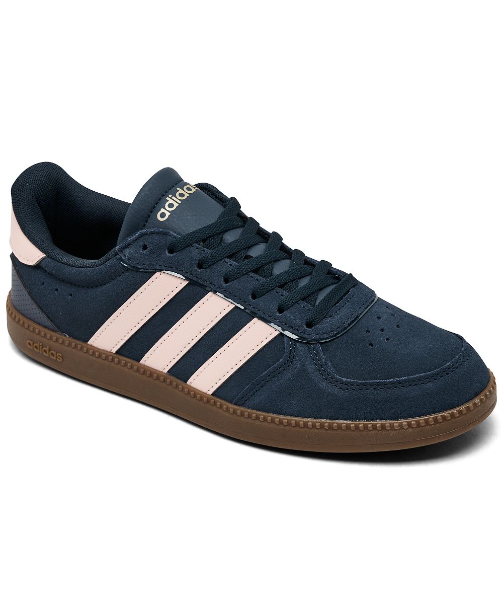 Женские повседневные кроссовки Adidas Breaknet Sleek от Finish Line