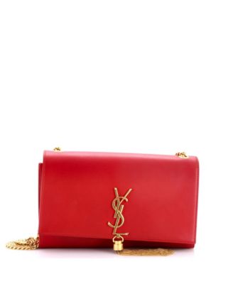 Б/у сумка Saint Laurent Medium Classic Monogram Tassel Crossbody Bag из кожи с кисточкой