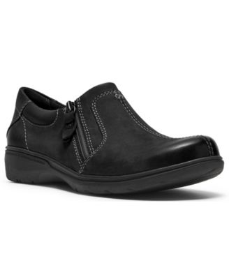 Clarks Women's Carleigh Ease Nubuck Round Toe Flats