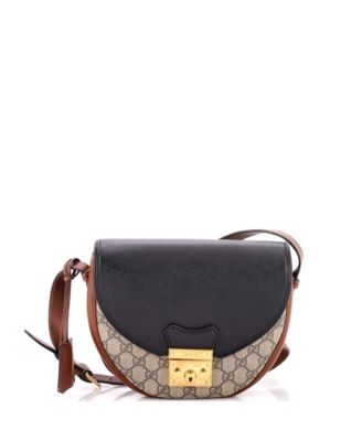 Б/у сумка Gucci Padlock Saddle GG из лакированной ткани и кожи через плечо