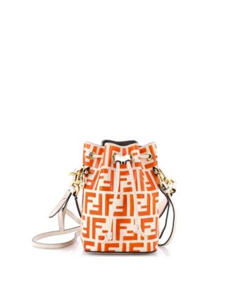Мини-сумка Fendi Mon Tresor типа ведро из кожи с тиснением Zucca