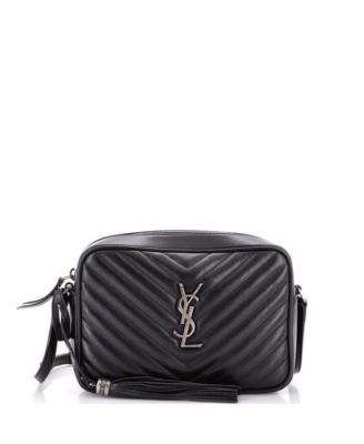 Б/у маленькая сумка Saint Laurent Small Lou Camera из стеганой кожи с косым узором