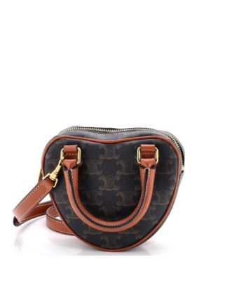 Б/у средняя сумка Celine Heart Triomphe из лакированной ткани