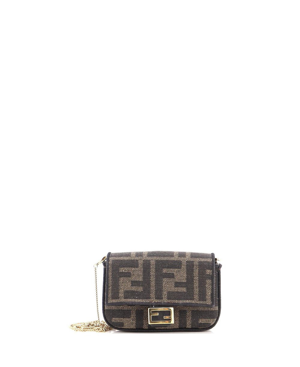 Б/у сумка-амулет Fendi Nano Chain Baguette Zucca из лакированного канваса