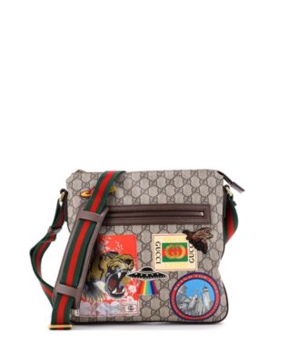 Pre-Owned Gucci большая сумка-мессенджер Courrier Zip с застежкой-молнией из лакированного холста GG с аппликацией
