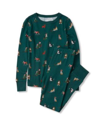 Holiday dogs/pine