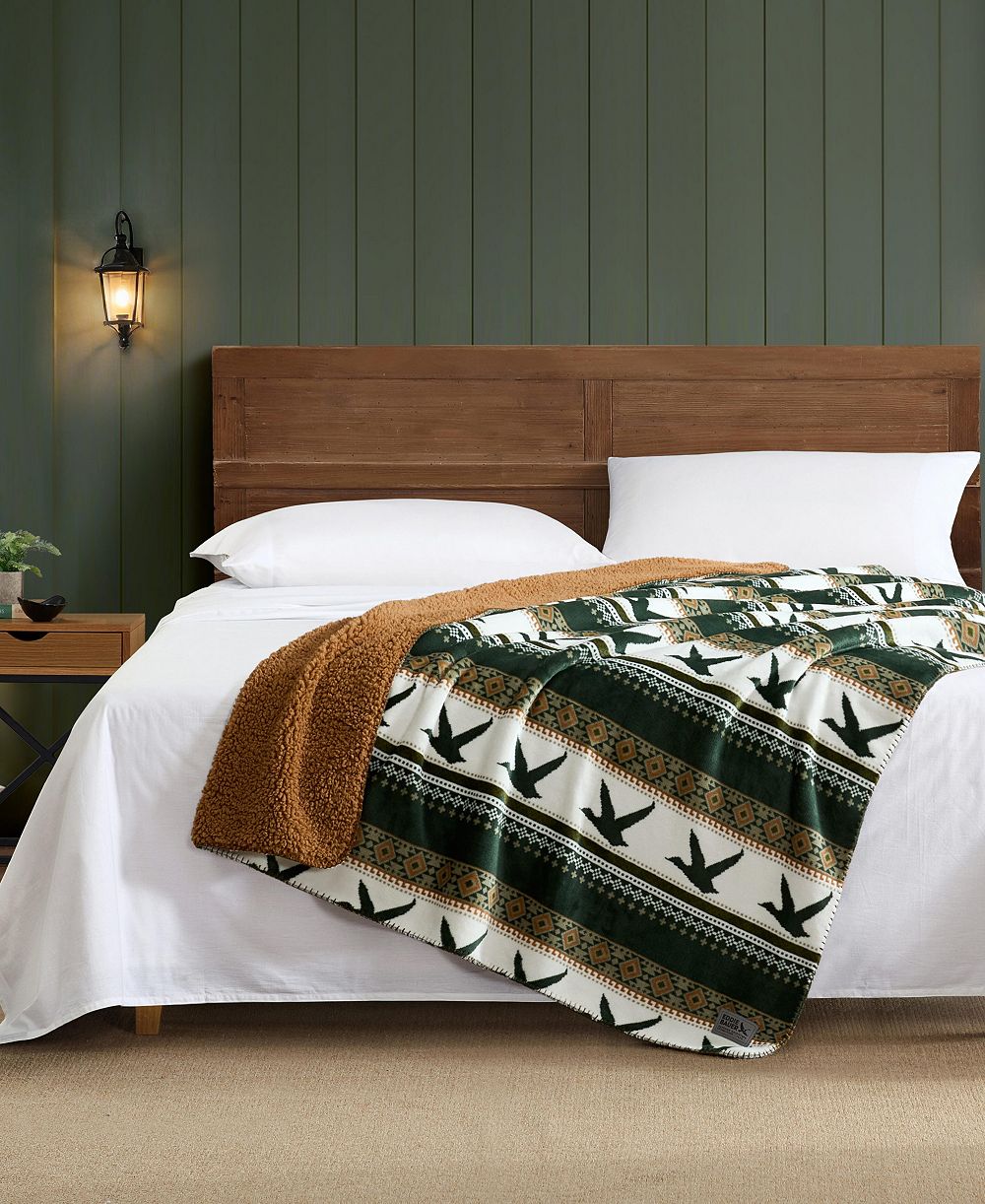 Eddie Bauer Goose Sweater Printed Plush Throw, 70" X 50"