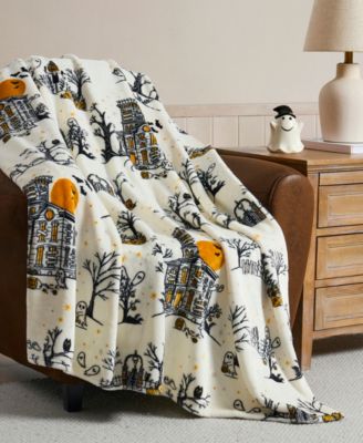 Hallmark Farmhouse Plush Halloween Throw, 50" x 70"
