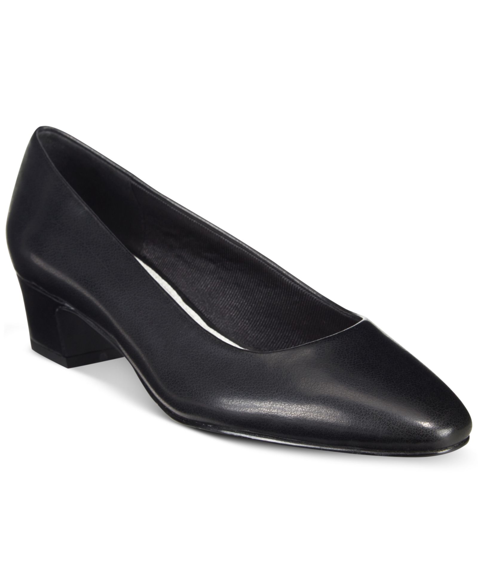 Easy Street Prim Kitten Heel Pumps
