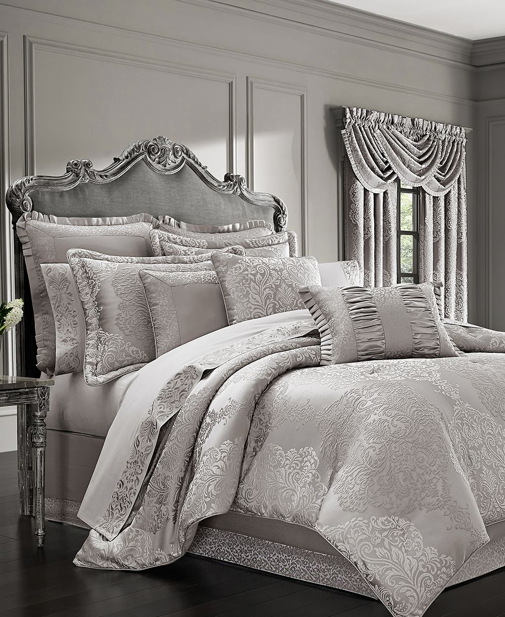 J Queen New York La Scala 4-Pc. Comforter Set, King
