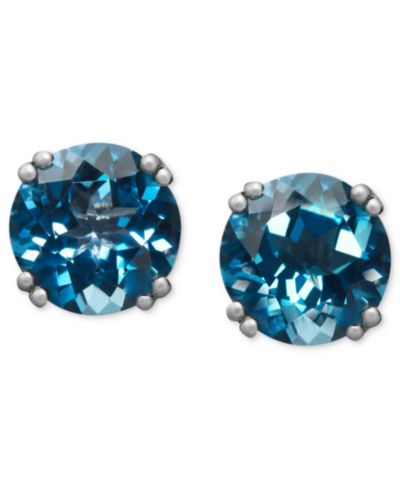 Серьги из белого золота 14k, серьги-гвоздики с голубым топазом (4-1/2 ct. t.w.)