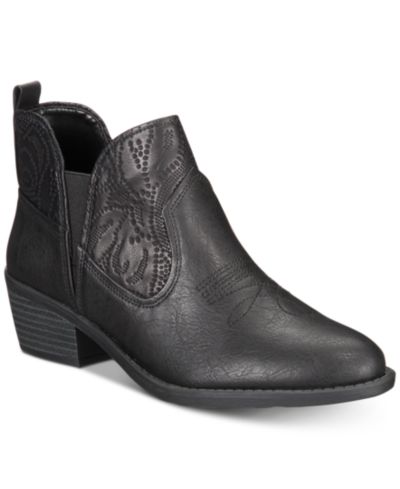 Easy Street Women's Legend Booties