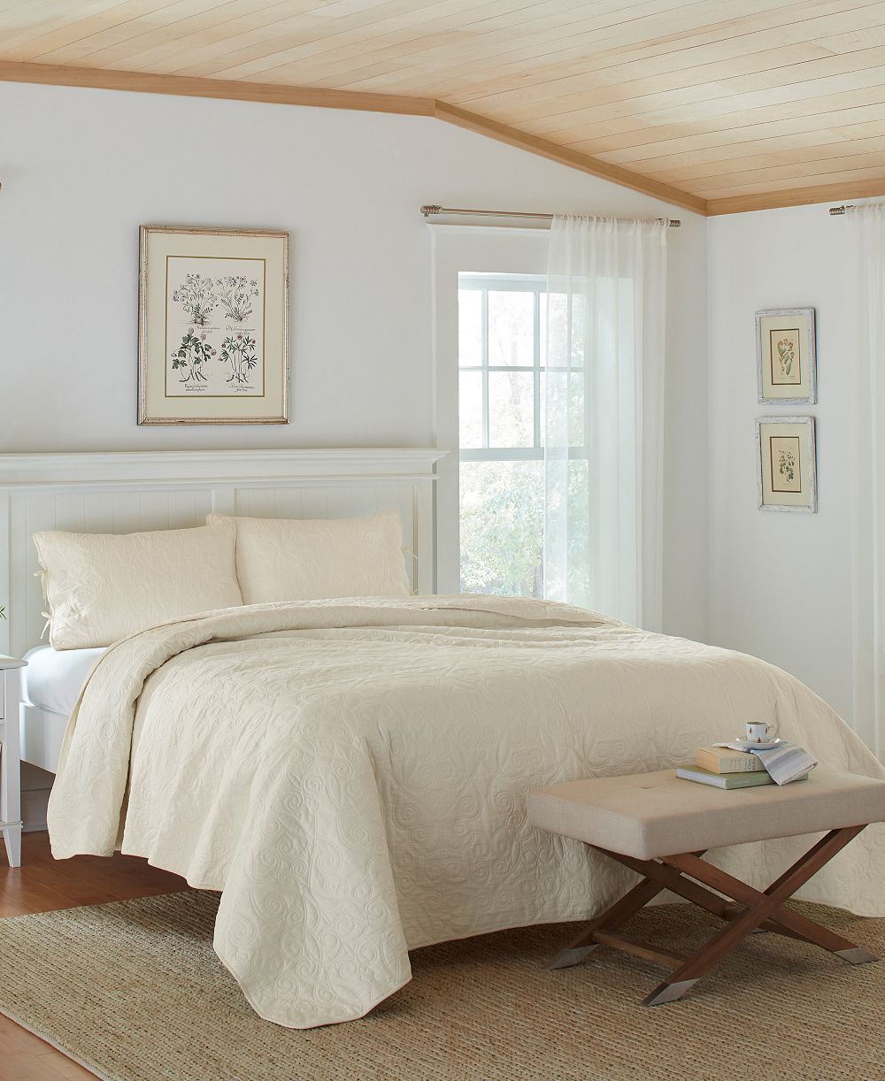 Laura Ashley Felicity Cotton Reversible 3 Piece Quilt Set, Full/Queen