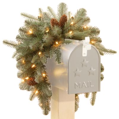 Декоративное украшение на почтовый ящик National Tree Company 36" Frosted Arctic Spruce с LED