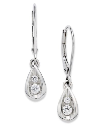 Diamond Teardrop Earrings (1/4 ct. t.w.) в 14k White or Yellow Gold