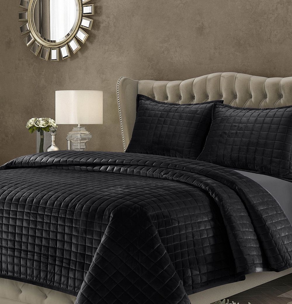 Tribeca Living Florence Velvet Solid Oversized Quilt Set, Queen