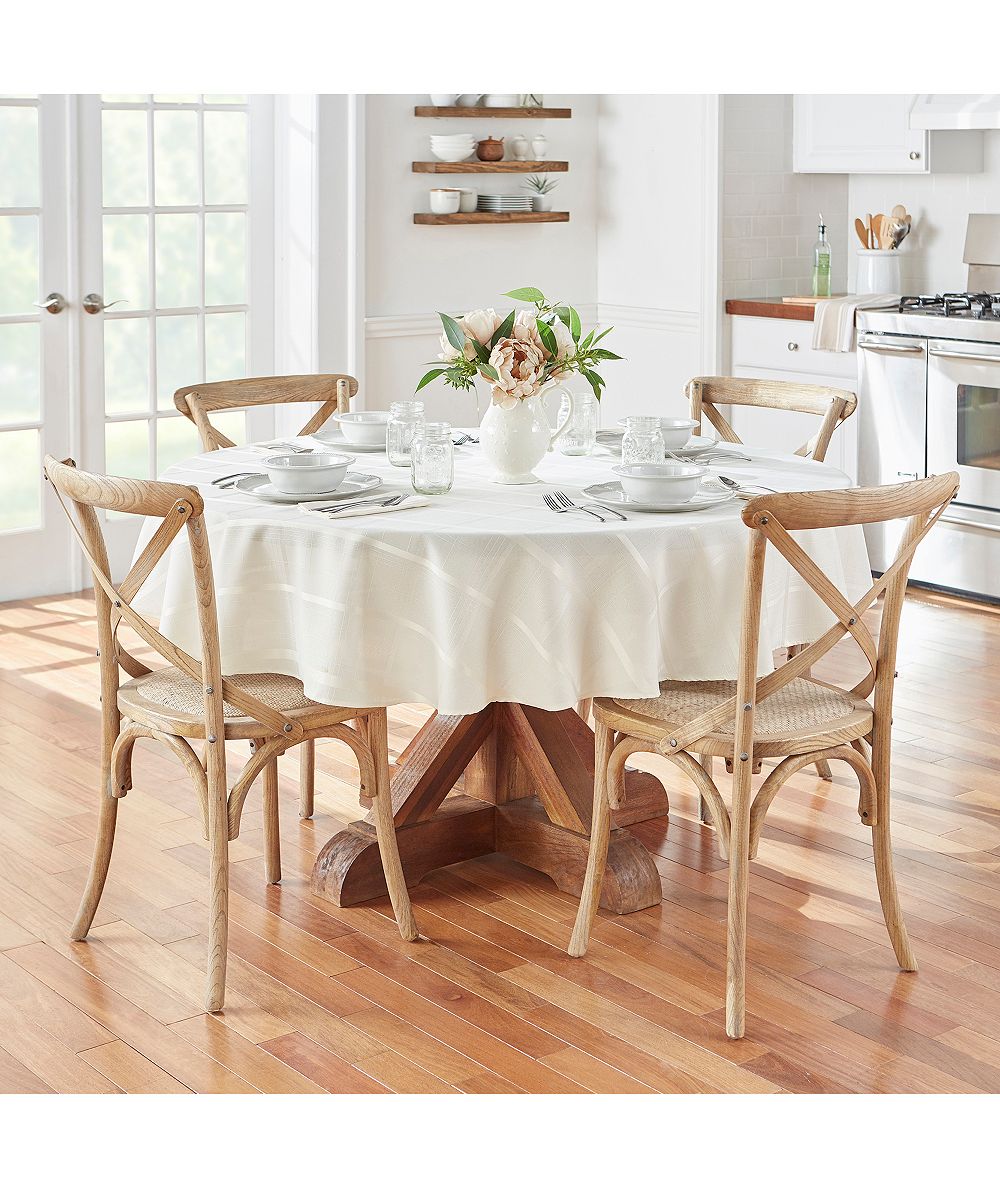 Elrene Elegance Plaid Round Tablecloth, 70"