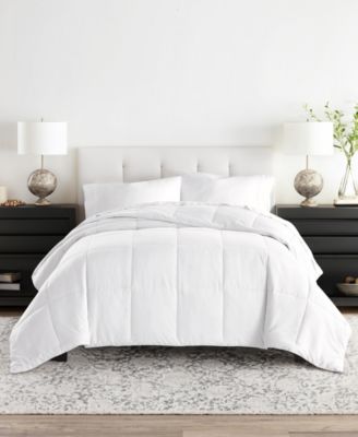 ienjoy Home All Season Lightweight Solid Down Alternative Comforter, King/California King