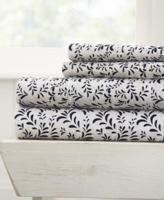 Navy Burst of Vines