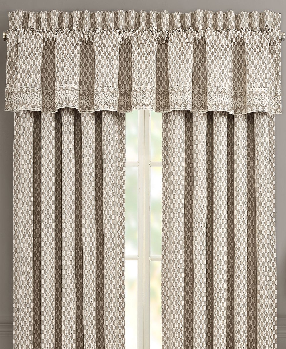 Five Queens Court Beaumont Straight Window Valance