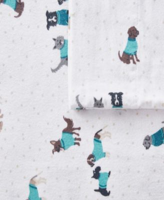 Teal Dogs