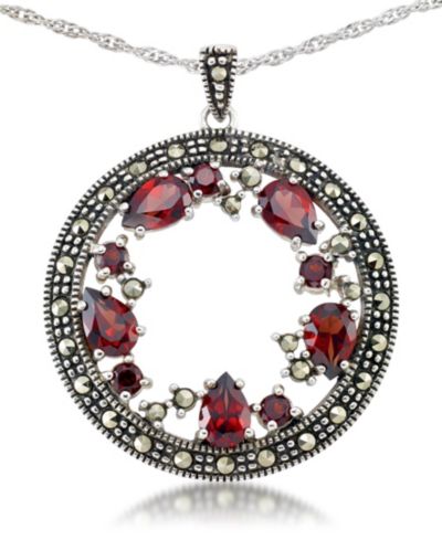 Подвеска с гранатом (2-3/8 ct. t.w.) и марказитом на 18" цепи в стерлинговом серебре