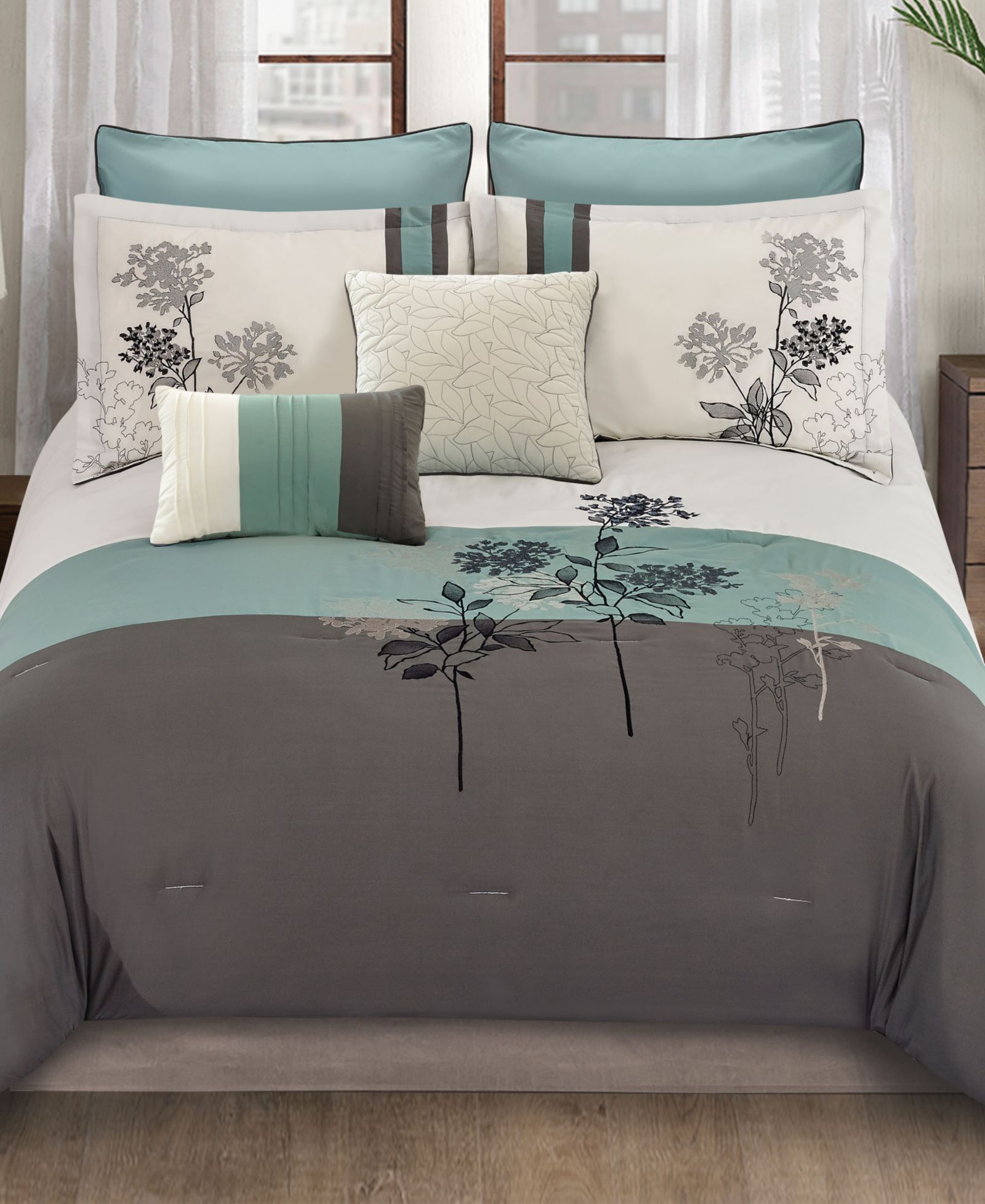 Комплект покрывала Riverbrook Home Emilie, 8 предметов, Queen