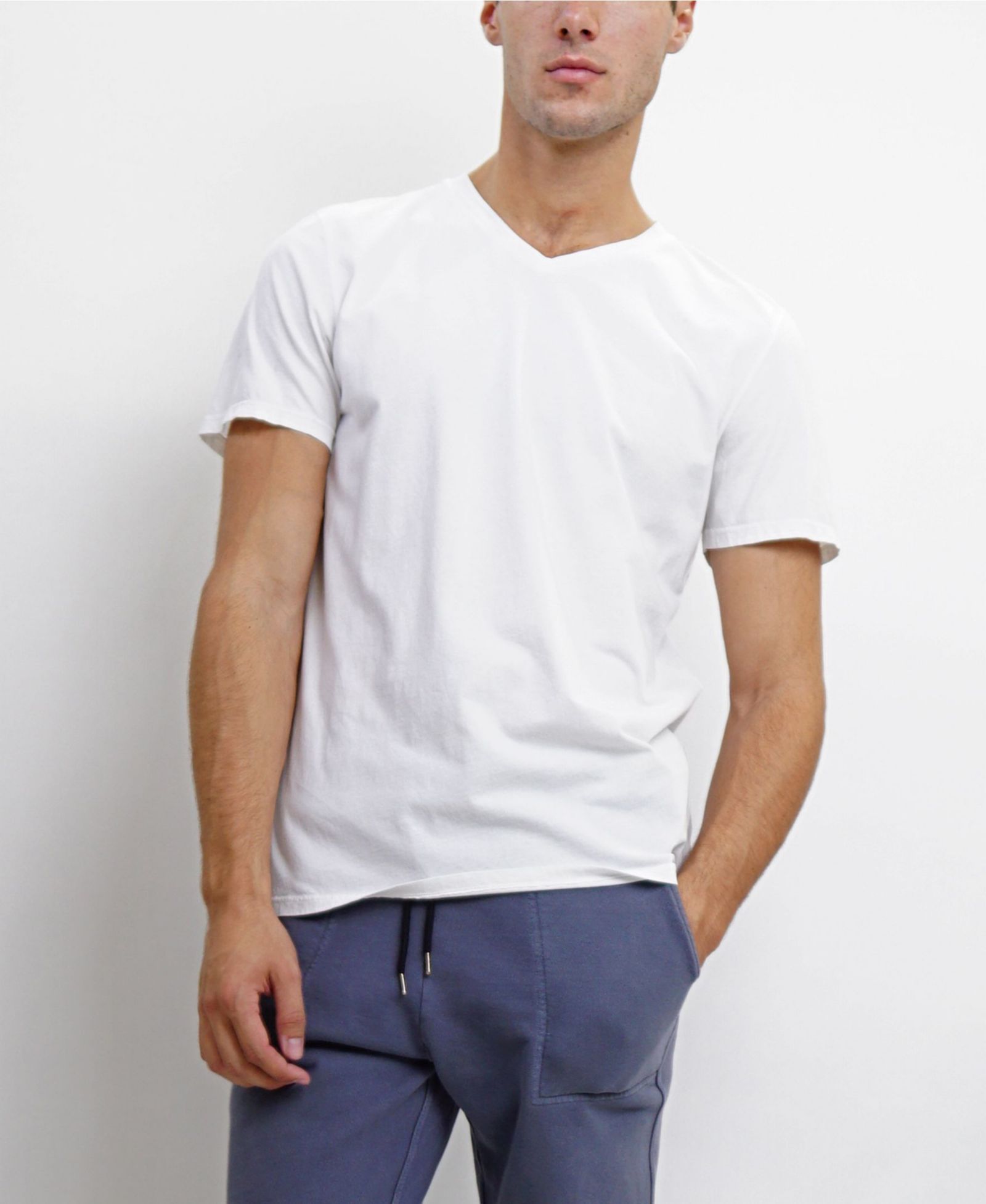 Coin 1804 TMV002CJ Mens Cotton Jersey Short-Sleeve V-Neck T-Shirt