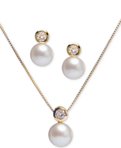 Набор из 2 шт. Cultured Freshwater Pearl (8mm) & Cubic Zirconia 18" Pendant Necklace and Stud Earrings Set in 18k Gold-Plated Sterling Silver
