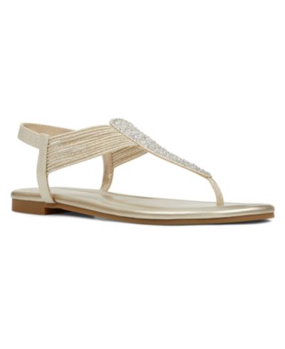 Женские сандалии Bandolino Kayte Embellished T-Strap Flat